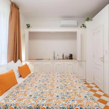 アパート Sorrentovibes - Luxury New With Terrace - Sleeps 12