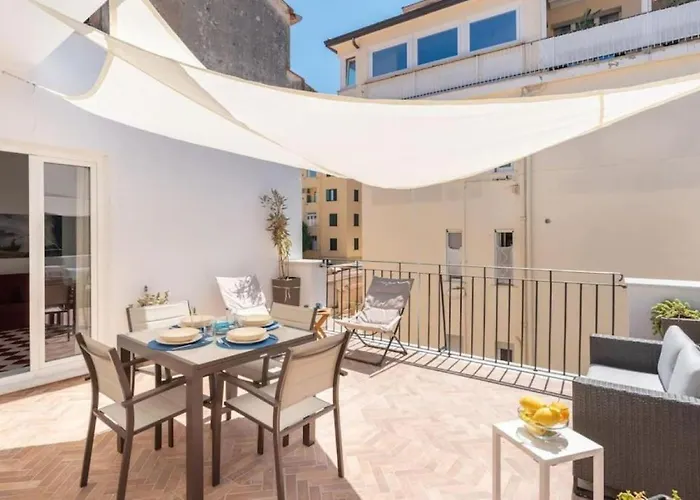 Sorrentovibes - Luxury New With Terrace - Sleeps 12 Sorrento