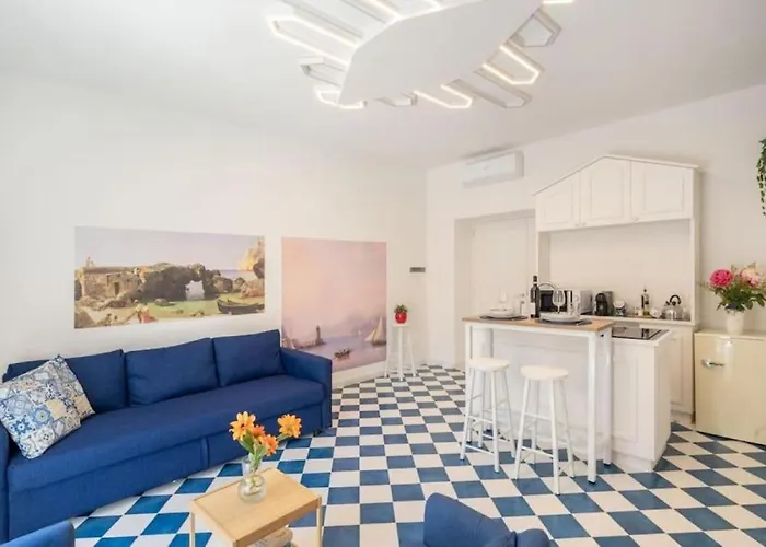 Appartamento Sorrentovibes - Luxury New With Terrace - Sleeps 12 *