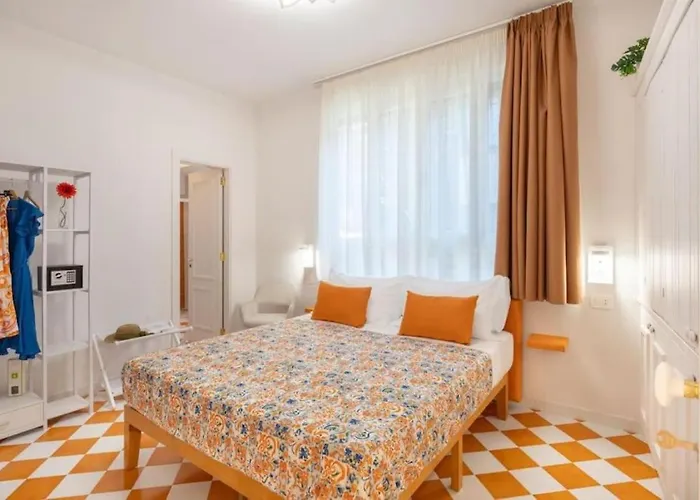 Sorrentovibes - Luxury New With Terrace - Sleeps 12 Appartamento
