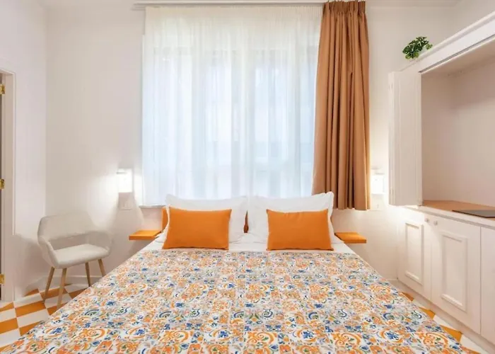 Appartamento Sorrentovibes - Luxury New With Terrace - Sleeps 12