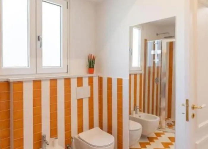 Sorrentovibes - Luxury New With Terrace - Sleeps 12 Appartamento Sorrento