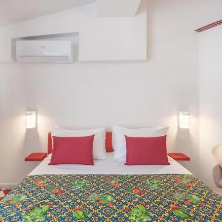 Daire Sorrentovibes - Luxury New With Terrace - Sleeps 12