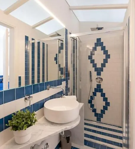 Sorrentovibes - Luxury New With Terrace - Sleeps 12 Apartment