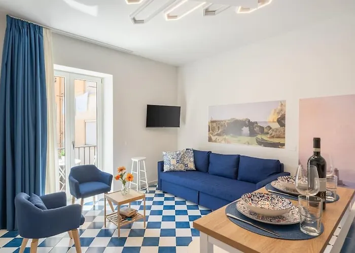 Sorrentovibes - Luxury New With Terrace - Sleeps 12 * Sorrento