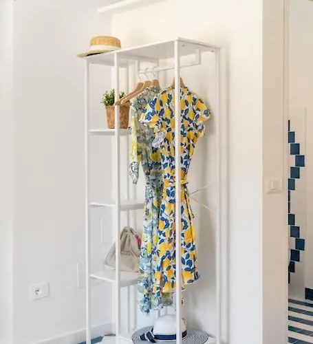 Sorrentovibes - Luxury New With Terrace - Sleeps 12 Apartment