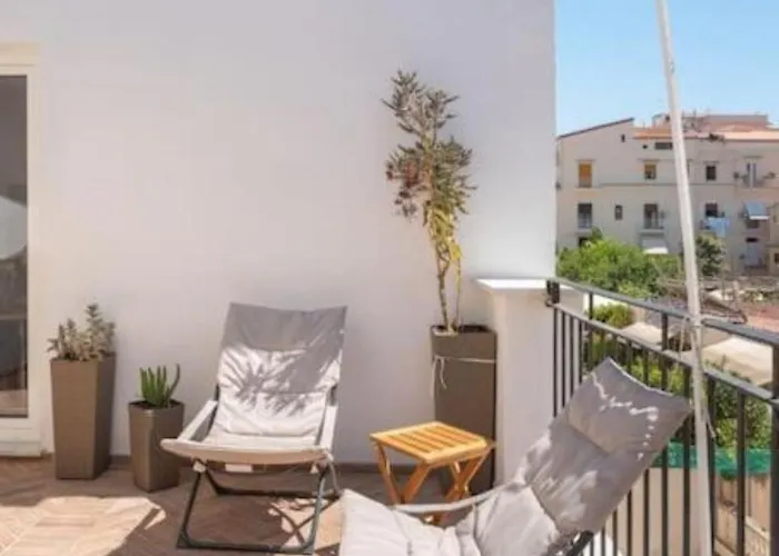 Apartment Sorrentovibes - Luxury New With Terrace - Sleeps 12 *
