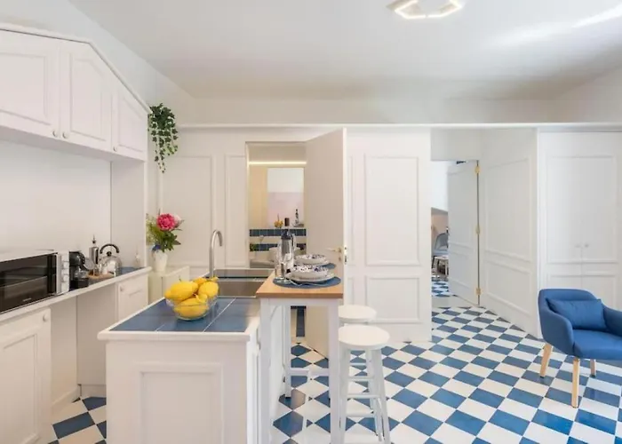 Sorrentovibes - Luxury New With Terrace - Sleeps 12 Sorrent