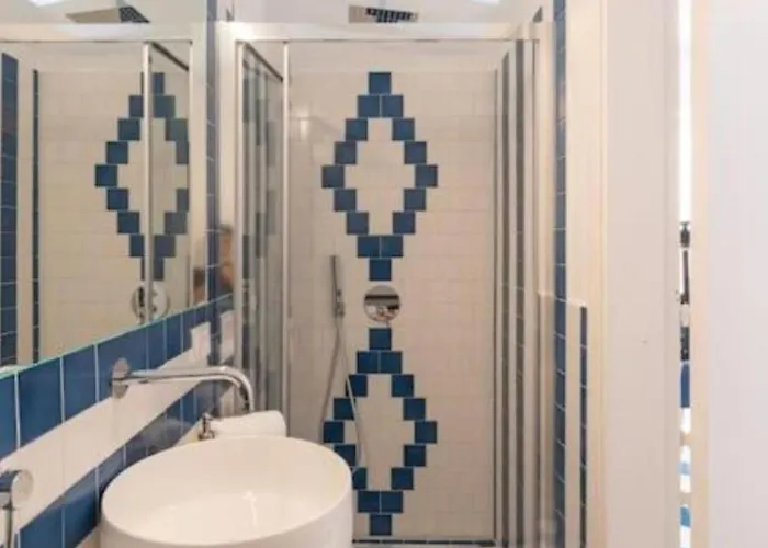 Sorrentovibes - Luxury New With Terrace - Sleeps 12 * Sorrent