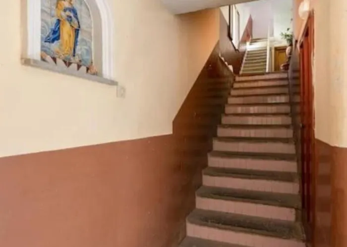 Sorrentovibes - Luxury New With Terrace - Sleeps 12 * Sorrent