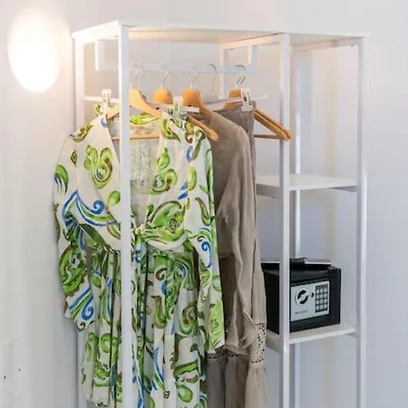 公寓 Sorrentovibes - Luxury New With Terrace - Sleeps 12 索伦托