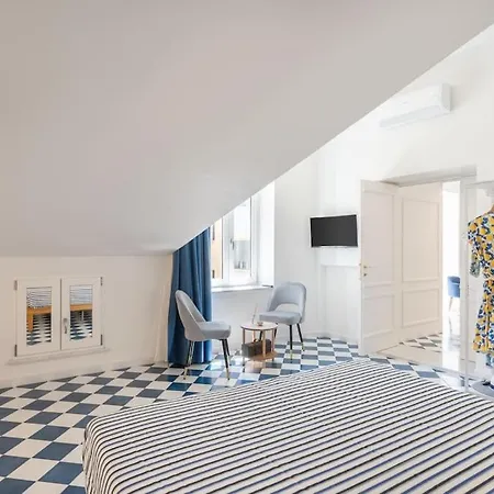 公寓 Sorrentovibes - Luxury New With Terrace - Sleeps 12